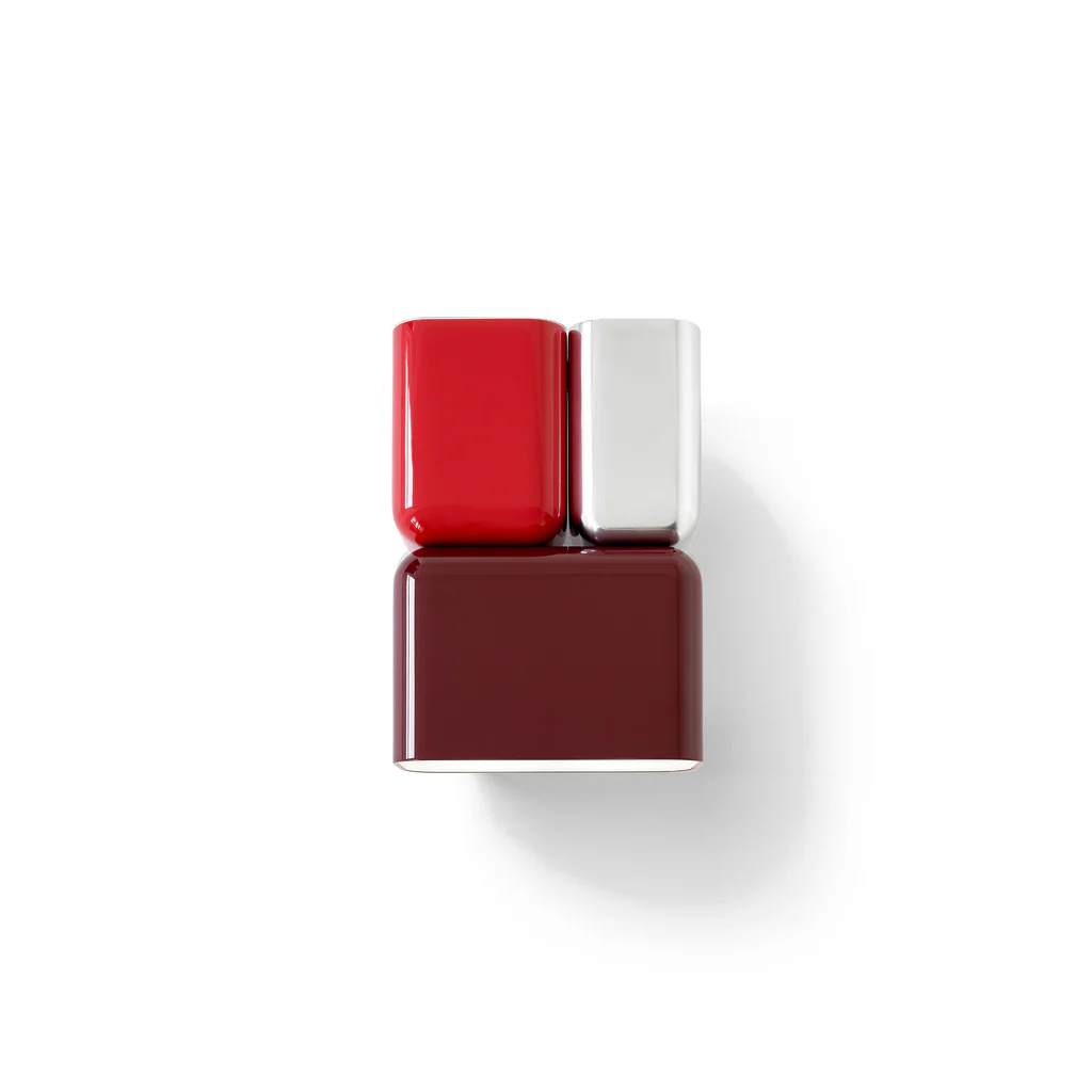 Aplique Tabata LN10 | burdeos oscuro y rojo bermellón | And Tradition