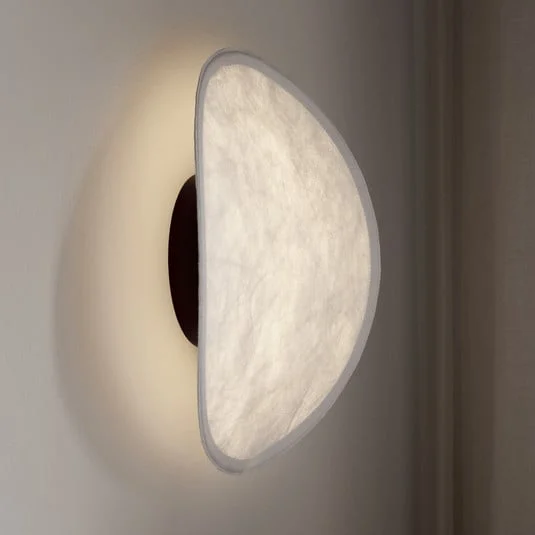 Aplique de pared LED Tense de New Works, blanco/negro, Ø 35 cm