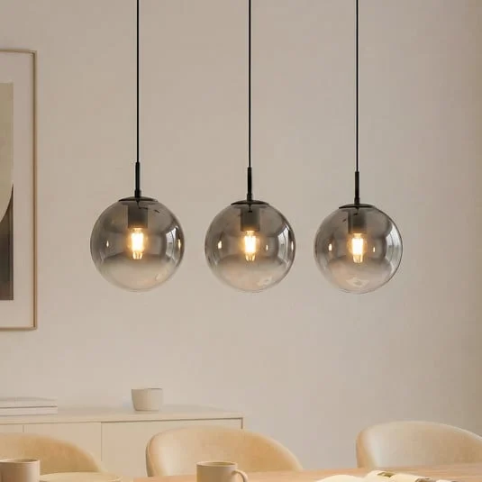 Lámpara colgante Lucande Veloura, 3 luces, 84 cm, cristal, madera