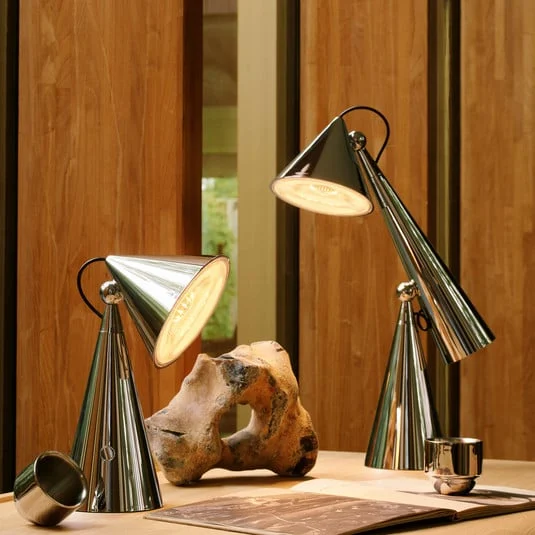 Tom Dixon lámpara de mesa LED Pose Task Light, color plateado