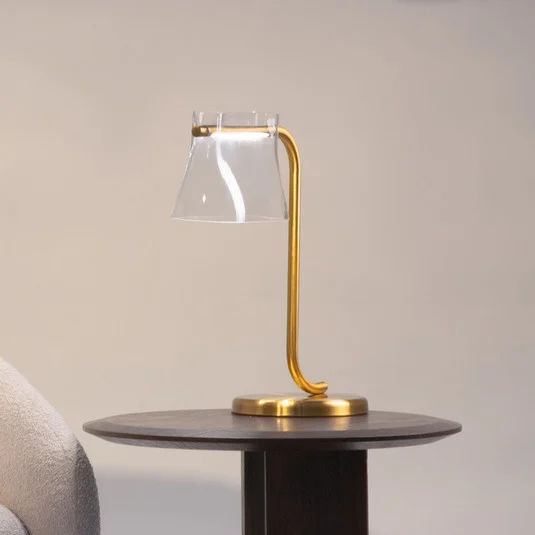 Maytoni Lámpara de mesa LED Cabaret, latón/transparente, altura 48,5 cm