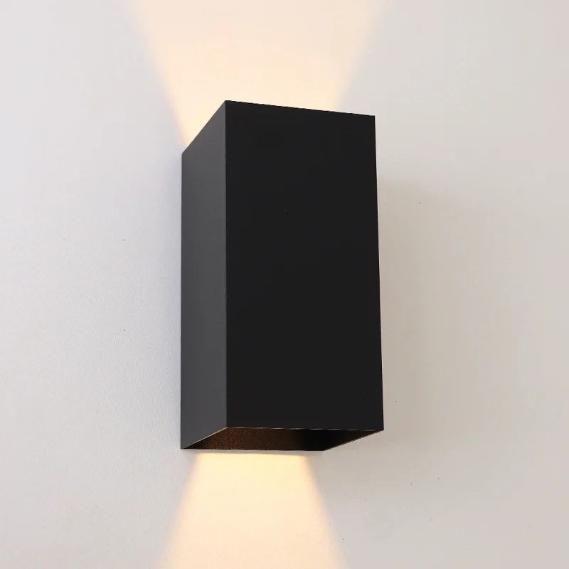 Aplique exterior con sensor crepuscular negro moderno, Dion, 6W, 2700K LED, IP54