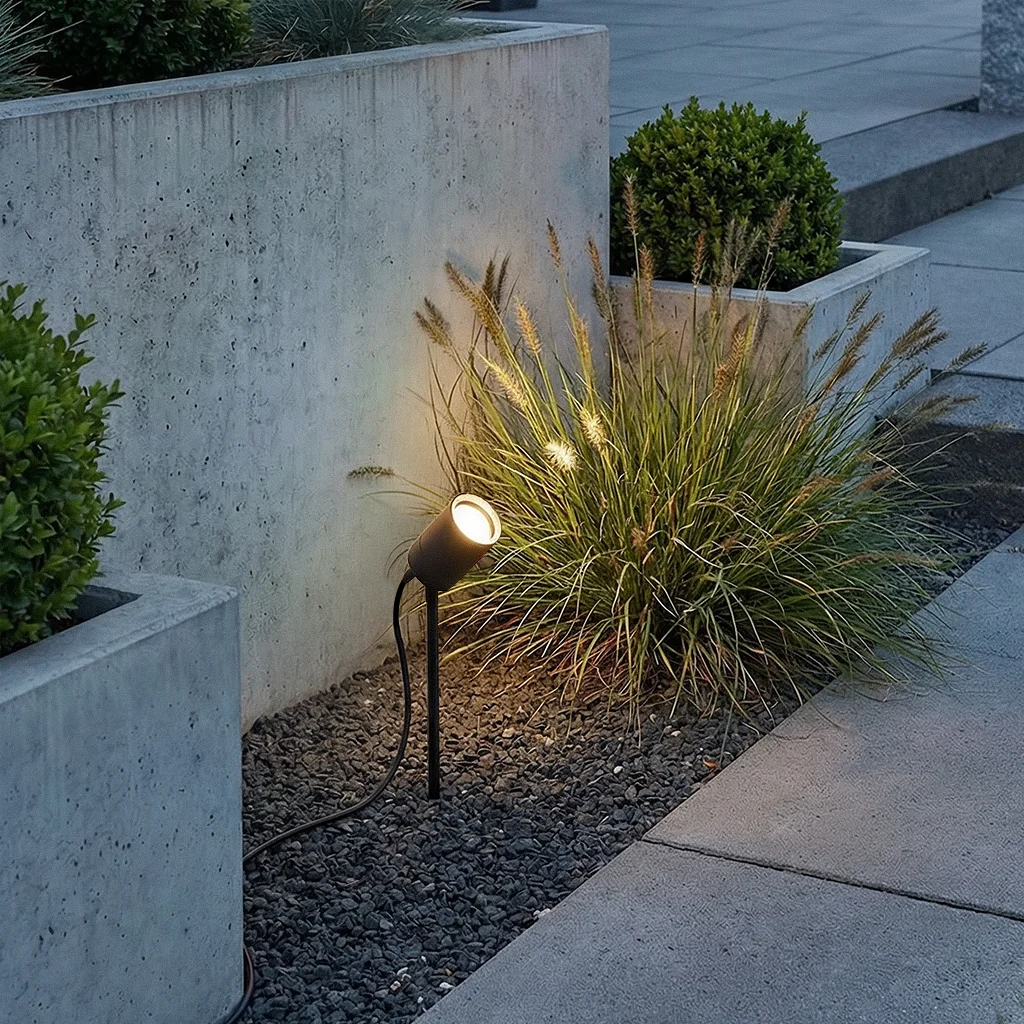 Estaca para jardín negra moderna, pedro, IP44