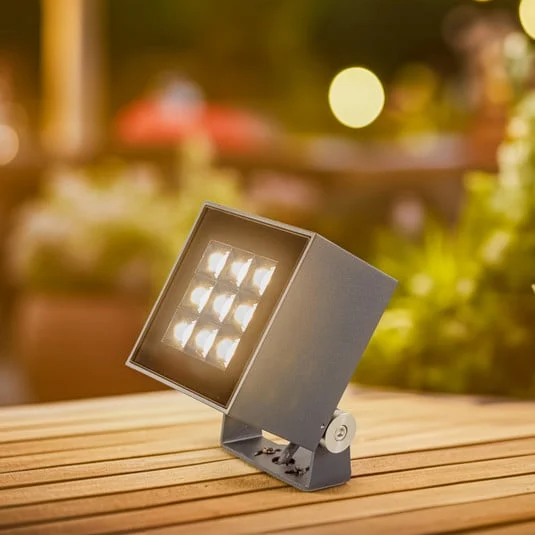 BRUMBERG Blokk Foco LED de superficie para exterior 11x11cm