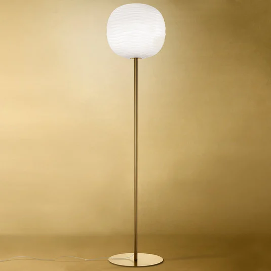 Foscarini Gem terra lámpara de pie, oro