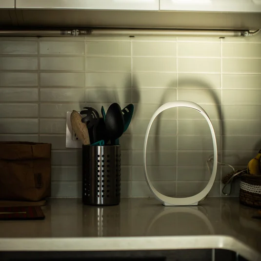 Foscarini Anisha piccola lámpara de mesa LED 32 cm