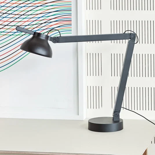 HAY PC Double brazo lámpara de mesa LED, negro