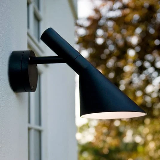 Louis Poulsen AJ - aplique LED para exterior negro