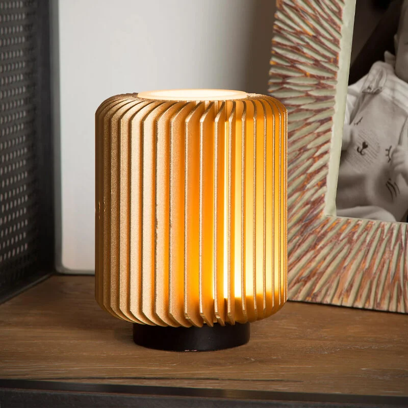 Lámpara de mesa moderna dorada, Turbin, 5W, 3000K LED, con interruptor