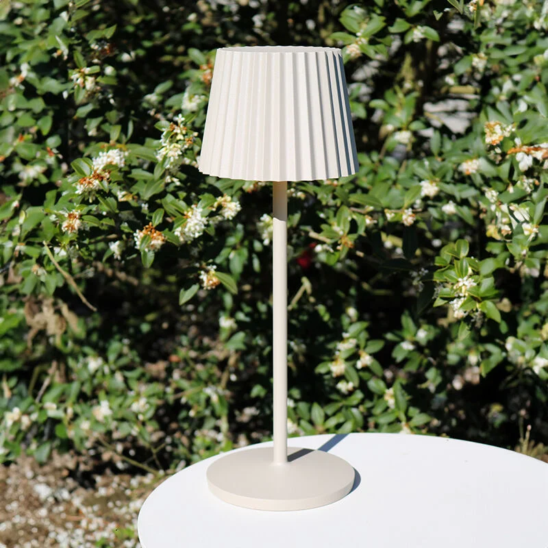 Lámpara de mesa exterior rústica beige, Justine, 2W, 2700K LED, IP54, con regulador táctil
