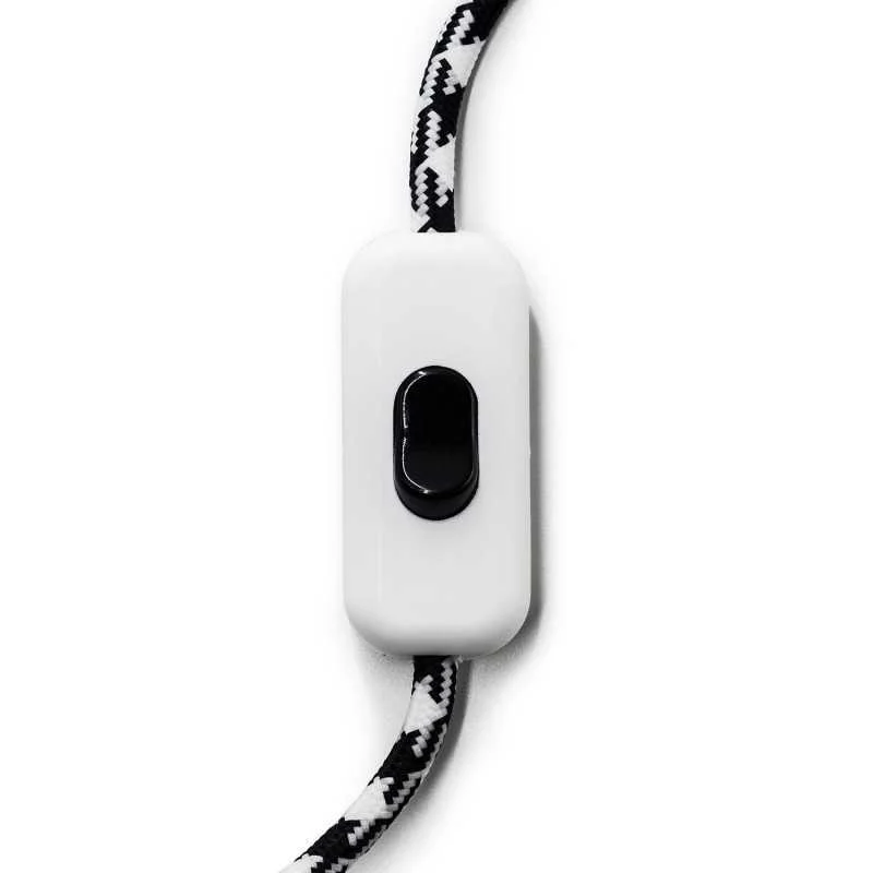Interruptor de paso blanco y negro para lámparas