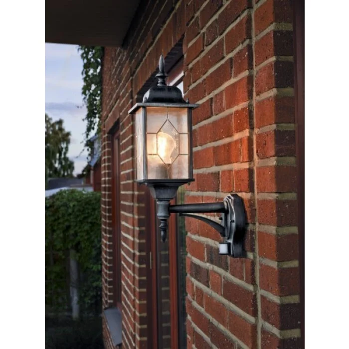 Konstsmide Milano Aplique Negro, 1 luz, Sensor de movimiento