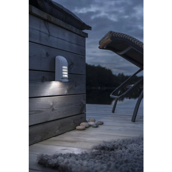 Konstsmide Prato Aplique LED Blanca, 1 luz, Sensor de movimiento