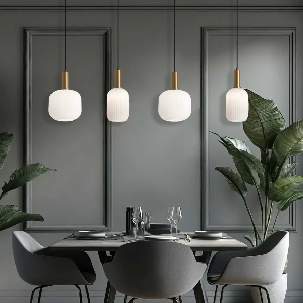 LÁMPARA DE TECHO 4 LUCES TULIPAS BLANCO OPAL E27 SHELBY