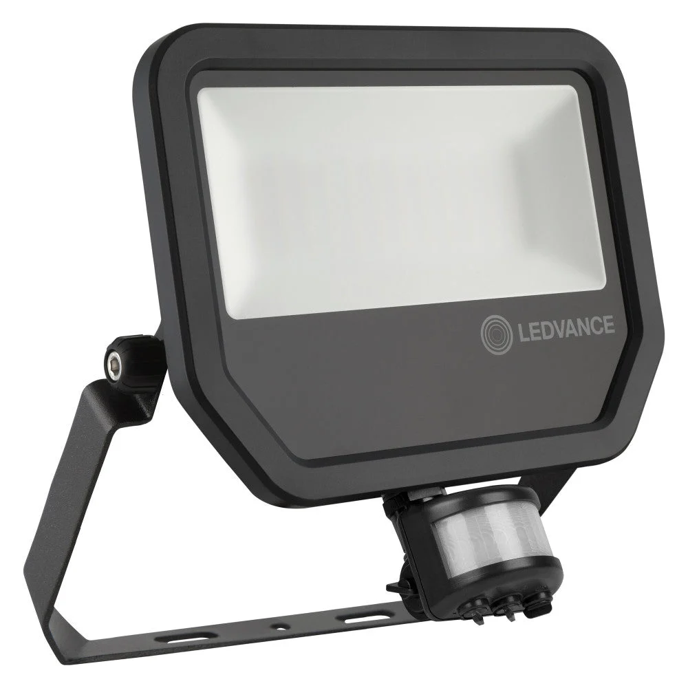 Proyector LED Ledvance, foco de 50 W, 5500 lúmenes, 3000 K, 100 x 100º, IP65, sensor